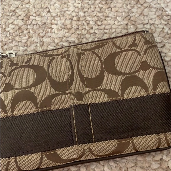Coach Wristlet - Picture 4 of 5